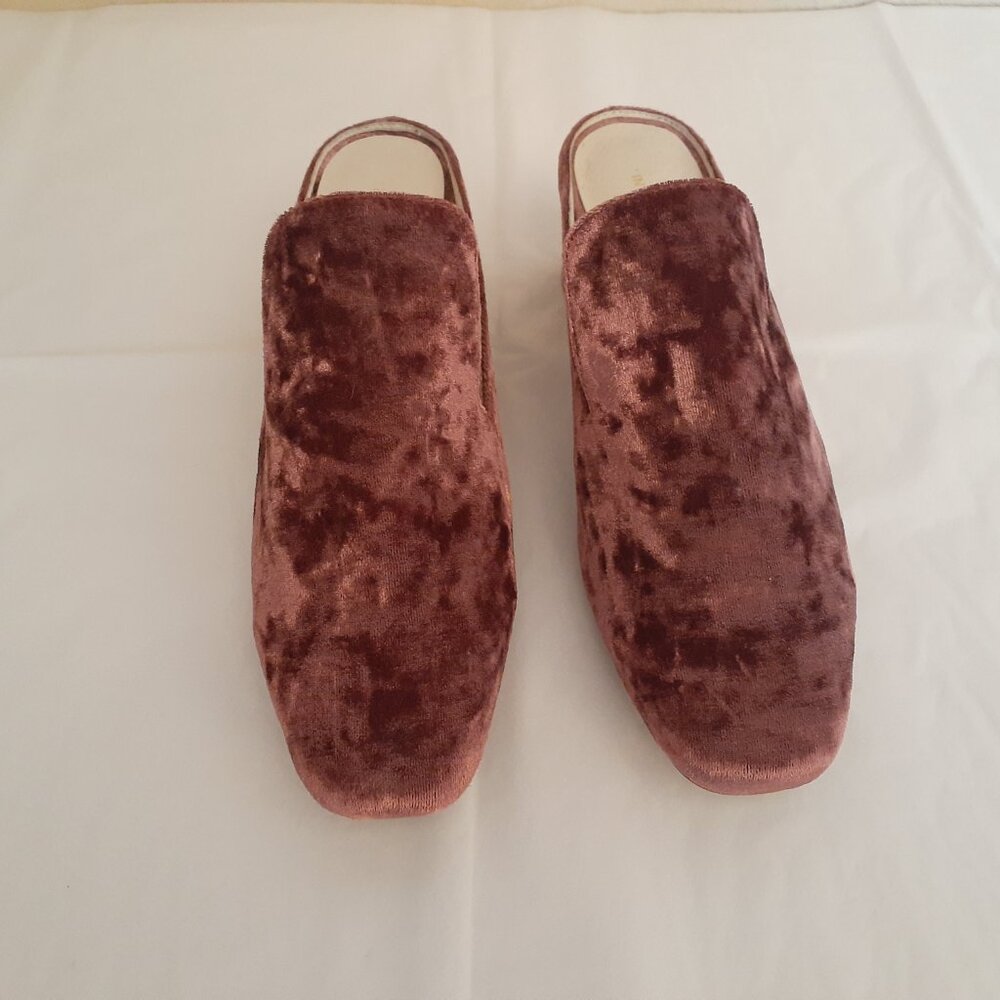 Intentionally Blank Crushed Velveteen Mules NWOT - Picture 7 of 12